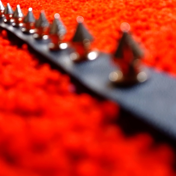 SPIKE CUFF - Picture 2 of 4